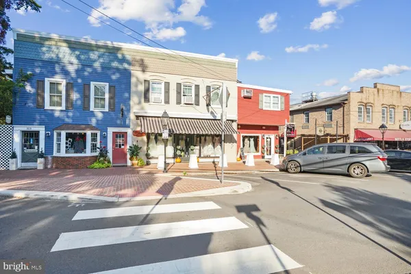 $3,600 | 1555 Rivertown Place, Occoquan, VA 22125