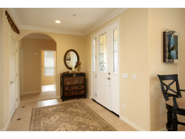 960 Smith Road Watsonville, CA 95076 - Photo 20 of 25 a living room with furniture and a mirror