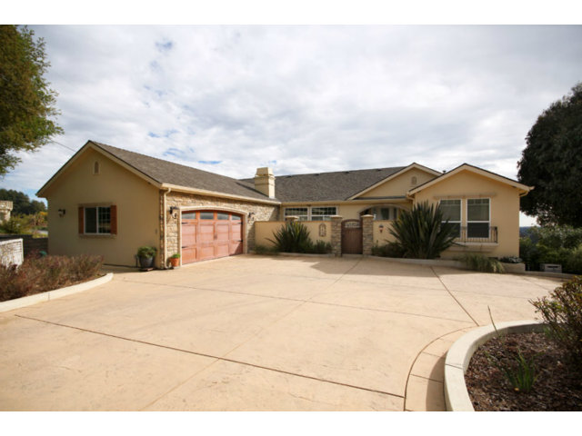 960 Smith Road Watsonville, CA 95076 - Photo 23 of 25 a house view with a garden space