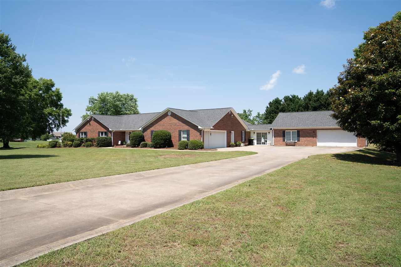 580 Midnight Road Inman, SC 29349 - Photo 1 of 35