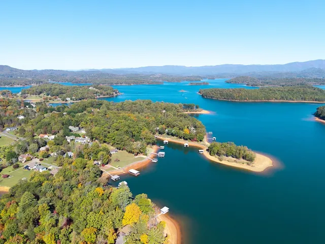 $2,500,000 | 1370 Heathers Cove Circle, Hiawassee, GA 30546