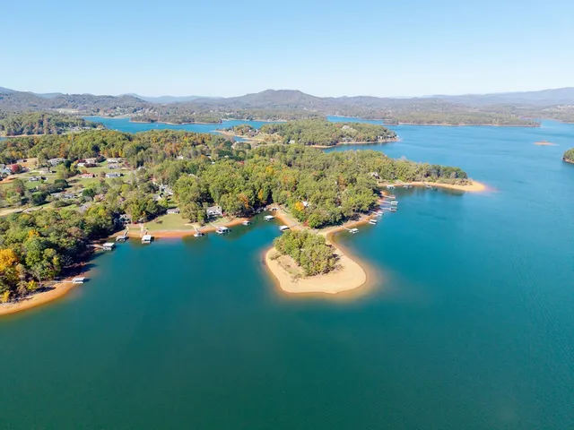 $2,500,000 | 1370 Heathers Cove Circle, Hiawassee, GA 30546