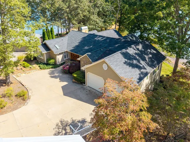 $2,500,000 | 1370 Heathers Cove Circle, Hiawassee, GA 30546