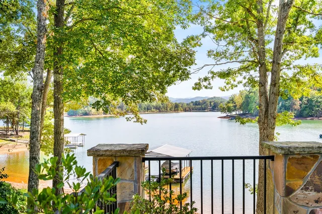$2,500,000 | 1370 Heathers Cove Circle, Hiawassee, GA 30546
