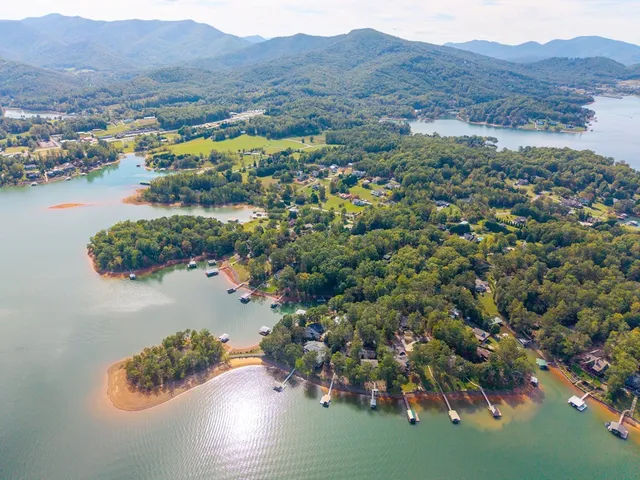 $2,500,000 | 1370 Heathers Cove Circle, Hiawassee, GA 30546