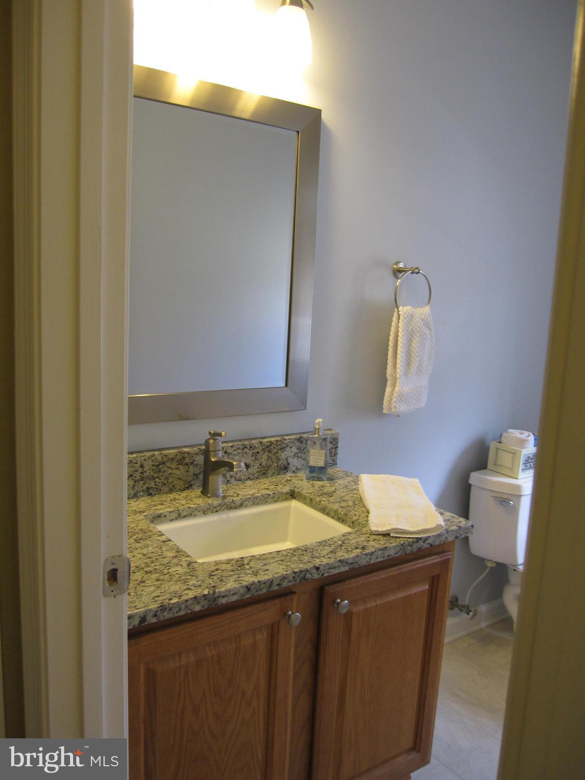 7899 Elizabeth Road Pasadena, MD 21122 - Photo 22 of 30 Bath