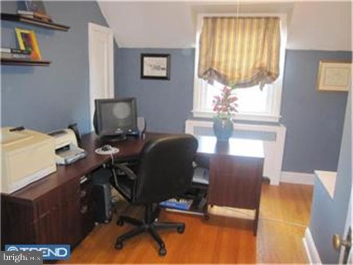 37 West Chelfield Road Glenside, PA 19038 - Photo 12 of 15 Gallery Image 12