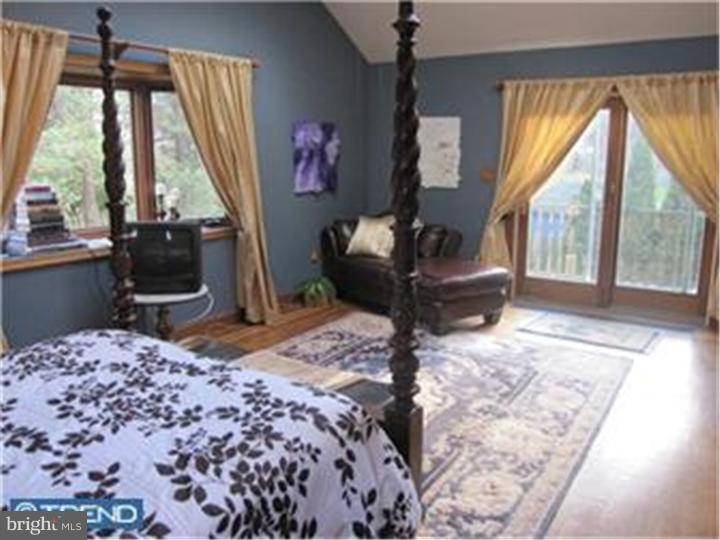 37 West Chelfield Road Glenside, PA 19038 - Photo 13 of 15 Gallery Image 13