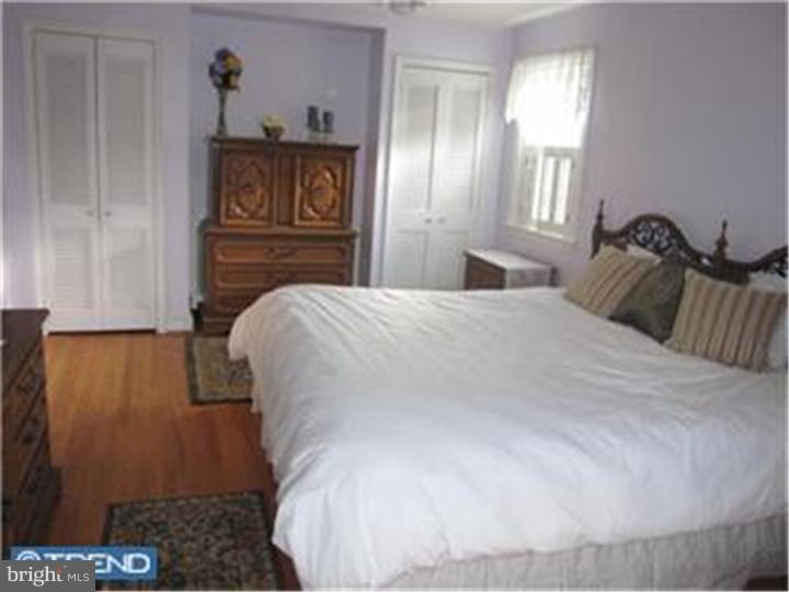 37 West Chelfield Road Glenside, PA 19038 - Photo 10 of 15 Gallery Image 10