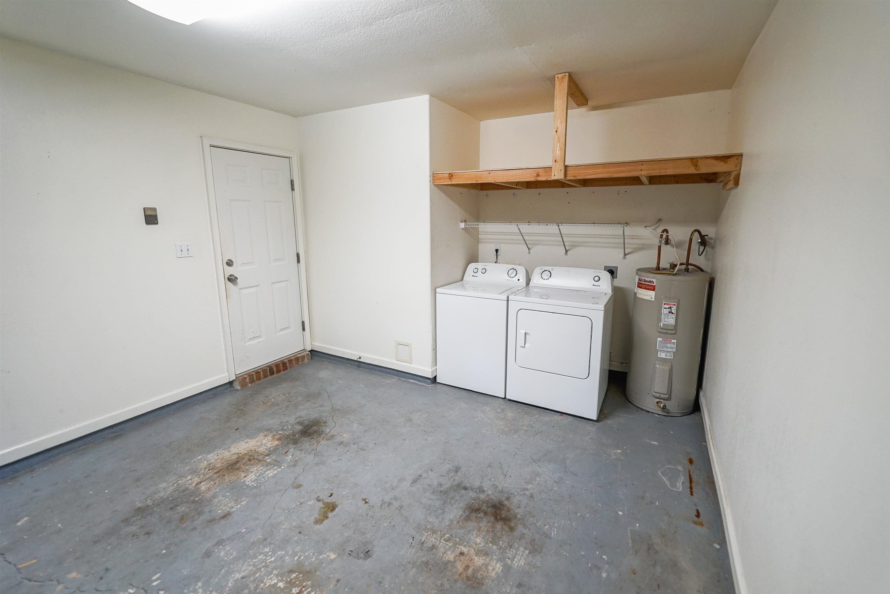 2143 Delta Way Tallahassee, FL 32303 - Photo 2 of 32