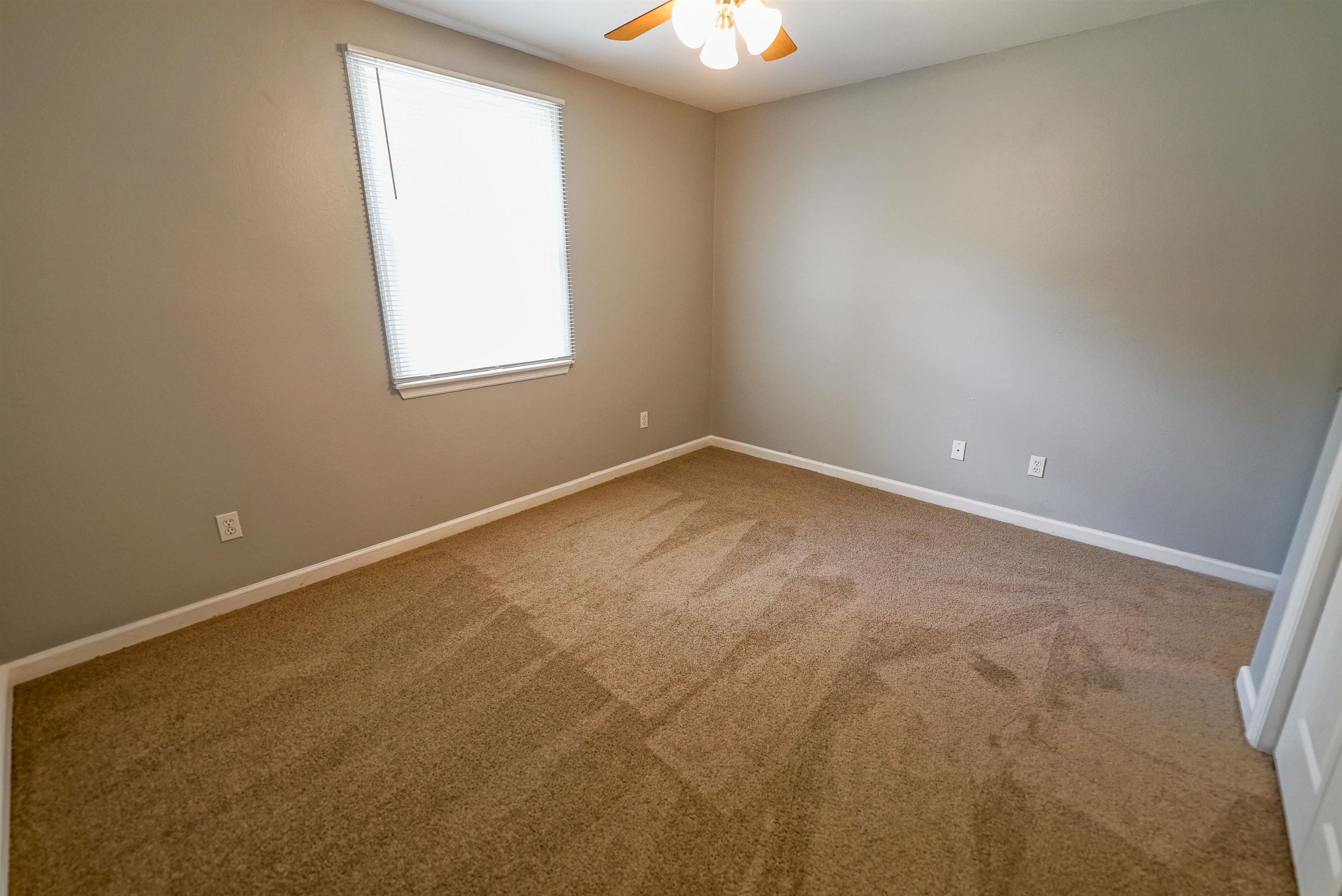 2143 Delta Way Tallahassee, FL 32303 - Photo 5 of 32
