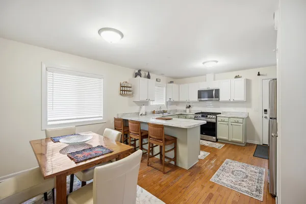 $2,000 | 7611 South Drive, Wonder Lake, IL 60097