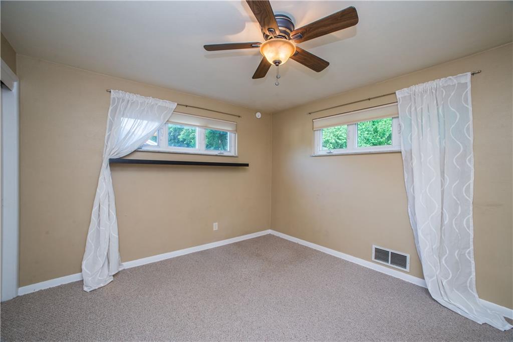 4974 Doyle Road Pittsburgh, PA 15227 - Photo 16 of 25 Gallery Image 16