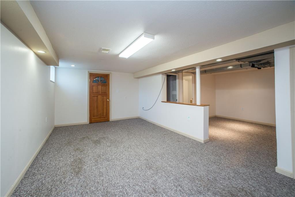 4974 Doyle Road Pittsburgh, PA 15227 - Photo 19 of 25 Gallery Image 19