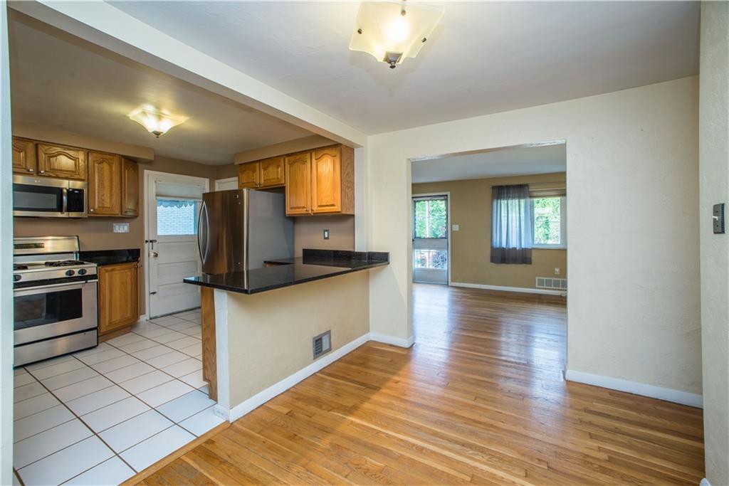 4974 Doyle Road Pittsburgh, PA 15227 - Photo 7 of 25 Gallery Image 7