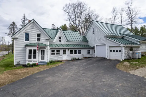 $349,500 | 306 Pond Road, Mount Vernon, ME 04352