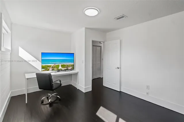a view of a lobby with porch and furniture