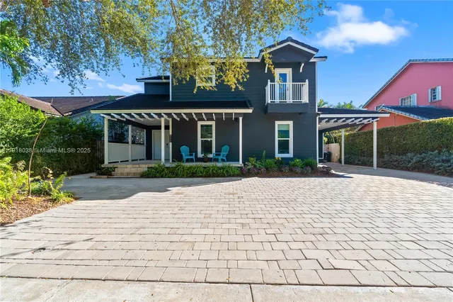 $860,000 | 9777 Southwest 161st Place, Miami, FL 33196