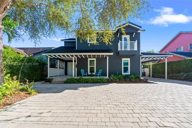 $860,000 | 9777 Southwest 161st Place, Miami, FL 33196