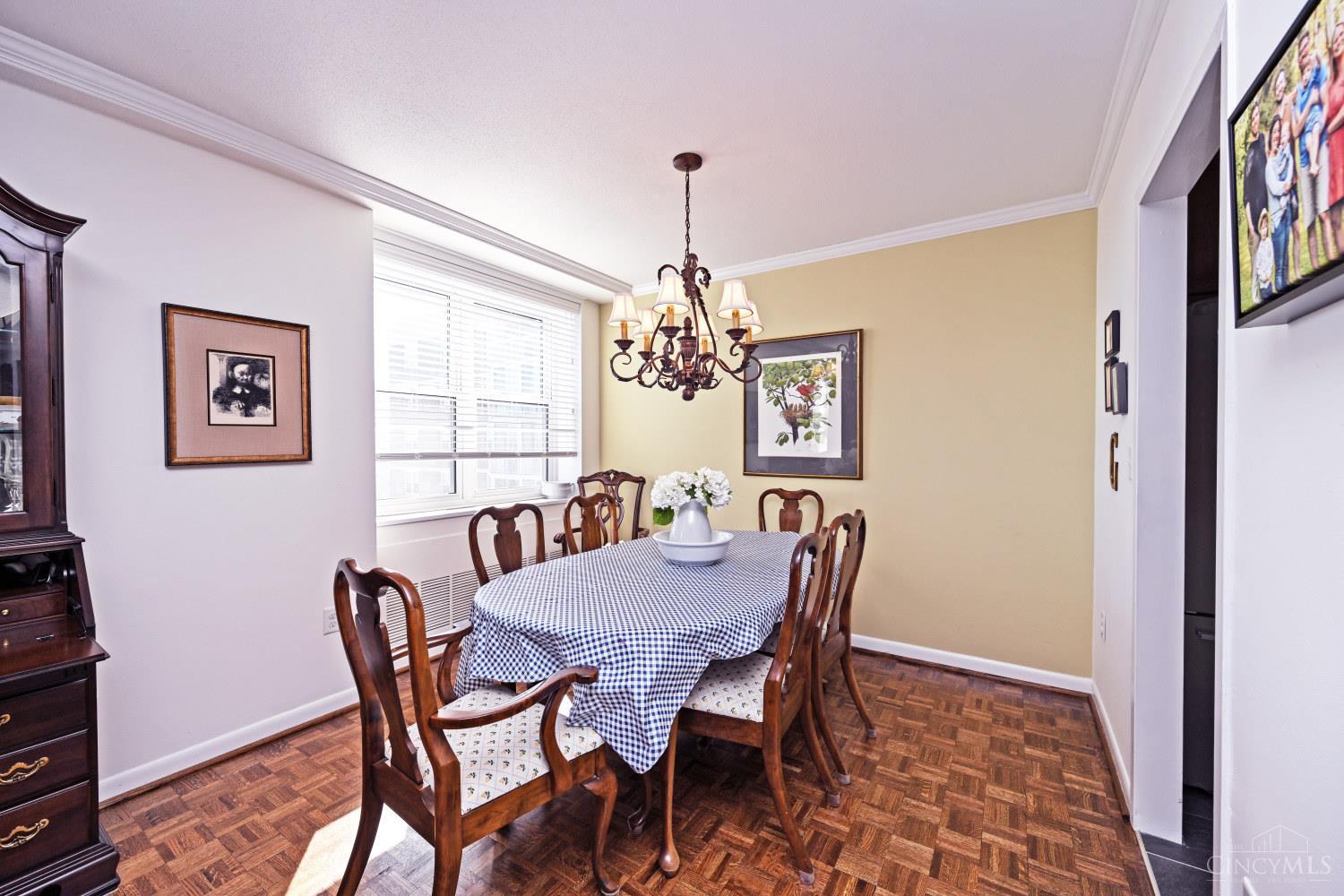 2444 Madison Road, Unit 1811 Cincinnati, OH 45208 - Photo 15 of 35 Gallery Image 15