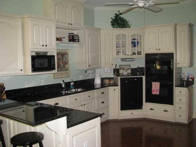 131 Port Royal Anderson, SC 29621 - Photo 5 of 17