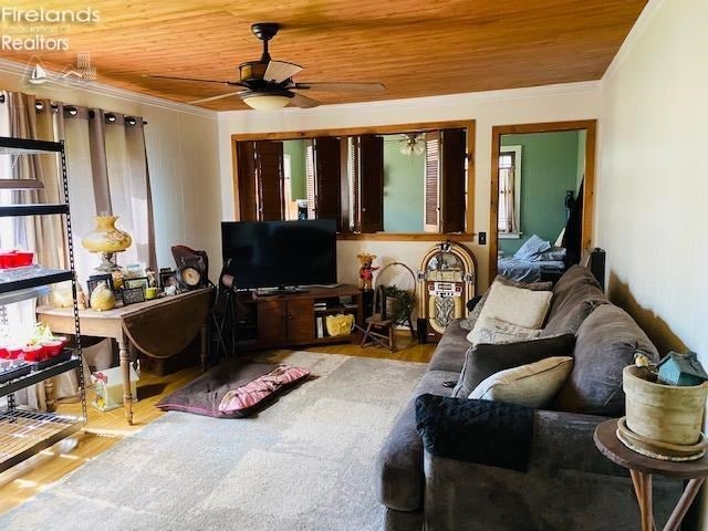 1729 Port Clinton Road Fremont, OH 43420 - Photo 6 of 15 Gallery Image 6