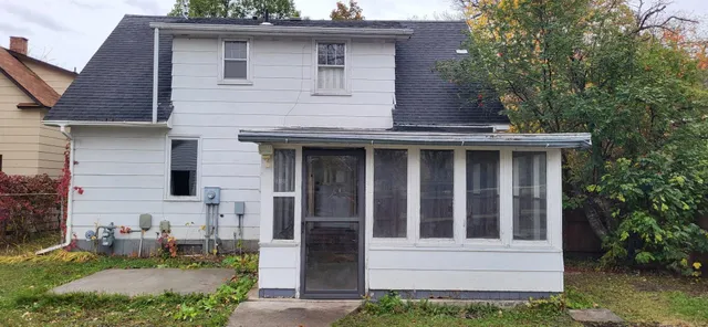 $154,900 | 241 Crocker Avenue North, Thief River Falls, MN 56701