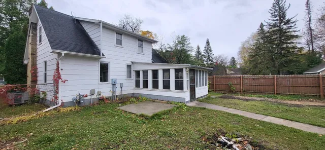 $154,900 | 241 Crocker Avenue North, Thief River Falls, MN 56701