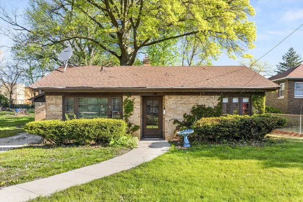 $82,000 | 210 East 1st Street, Streator, IL 61364