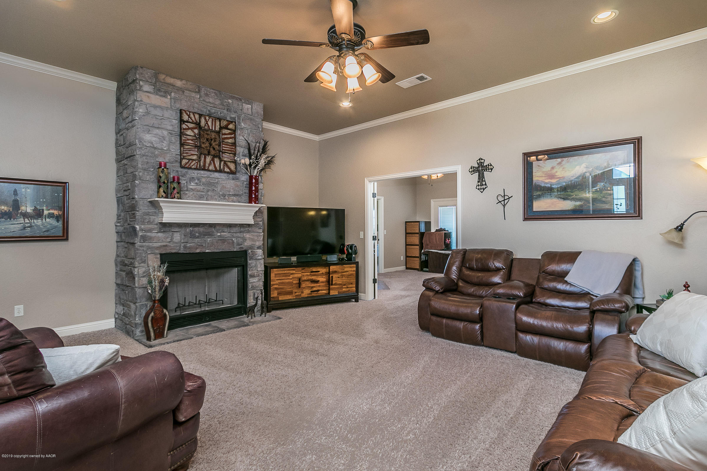 16351 Dove Prairie Road Canyon, TX 79015 - Photo 3 of 26 Living Room