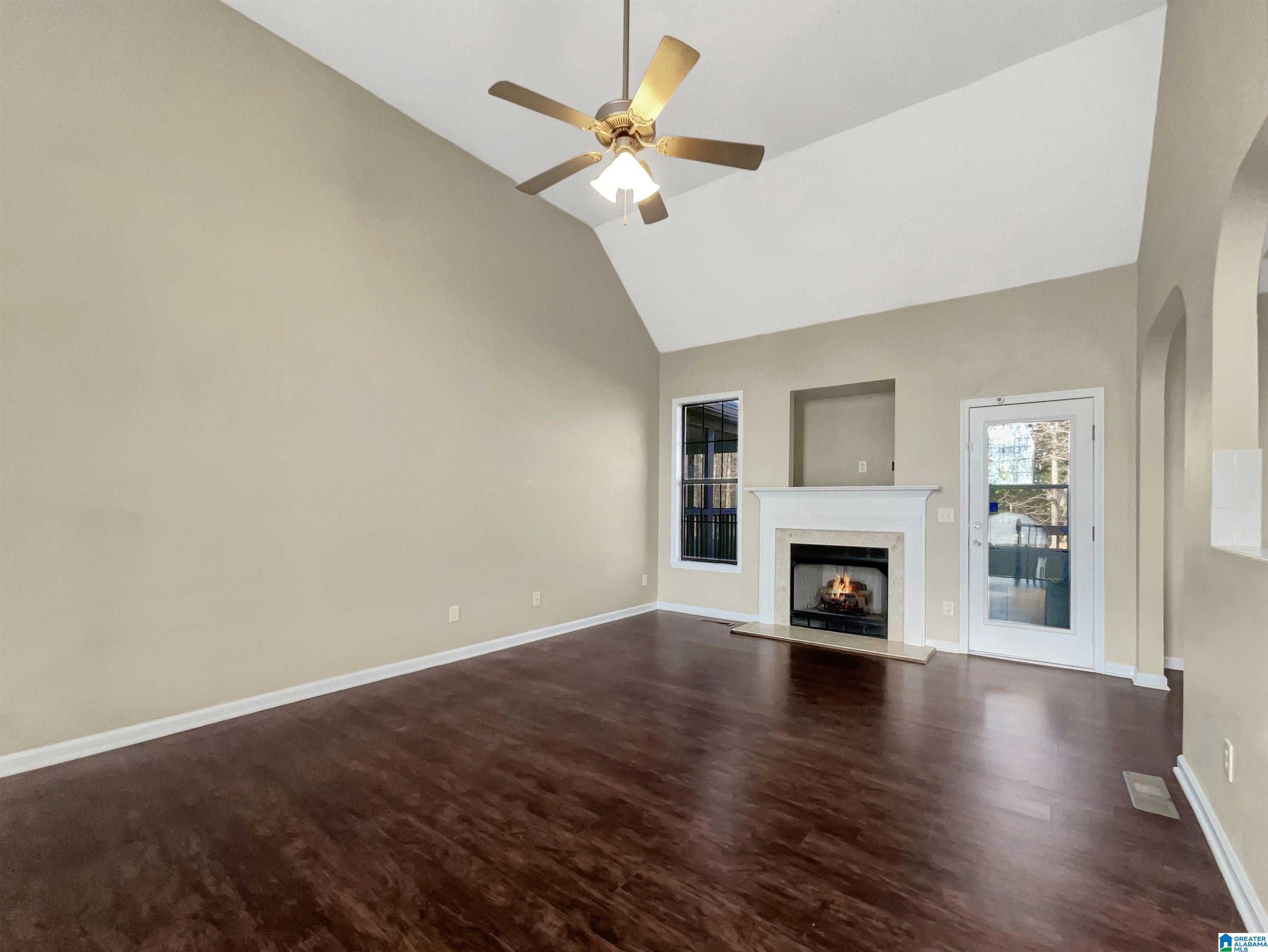 164 Chinaberry Lane Alabaster, AL 35114 - Photo 5 of 24