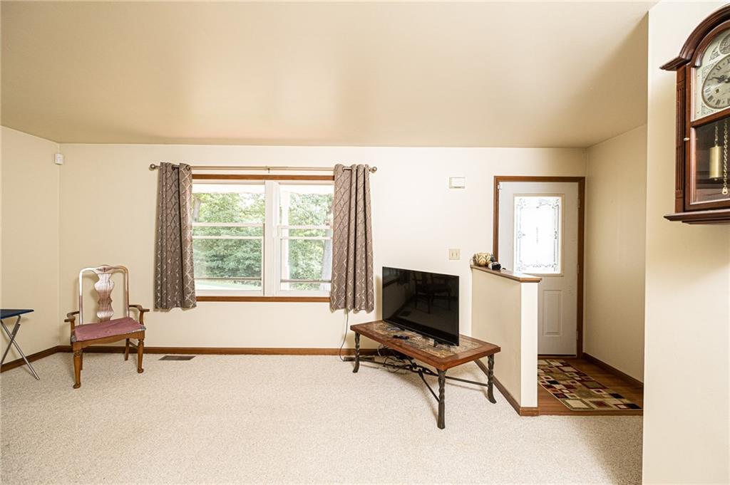 3930 Ridge Road Aliquippa, PA 15001 - Photo 8 of 25 Gallery Image 8