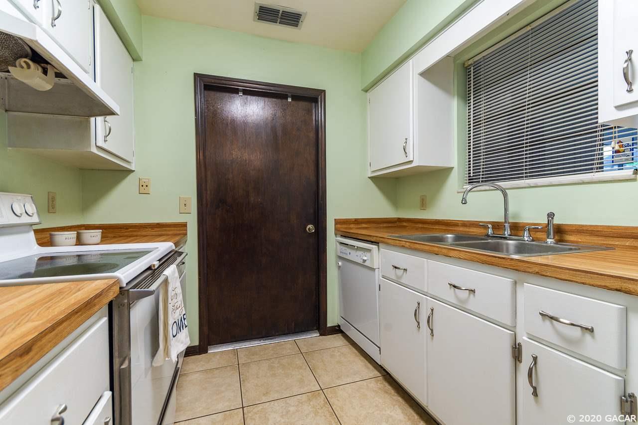 2028 Southwest 72 Street Gainesville, FL 32607 - Photo 6 of 21 Gallery Image 6