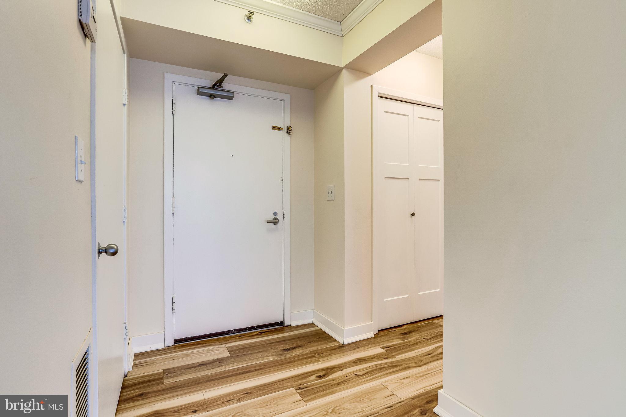 5501 Seminary Road, Unit 2001S Falls Church, VA 22041 - Photo 11 of 28