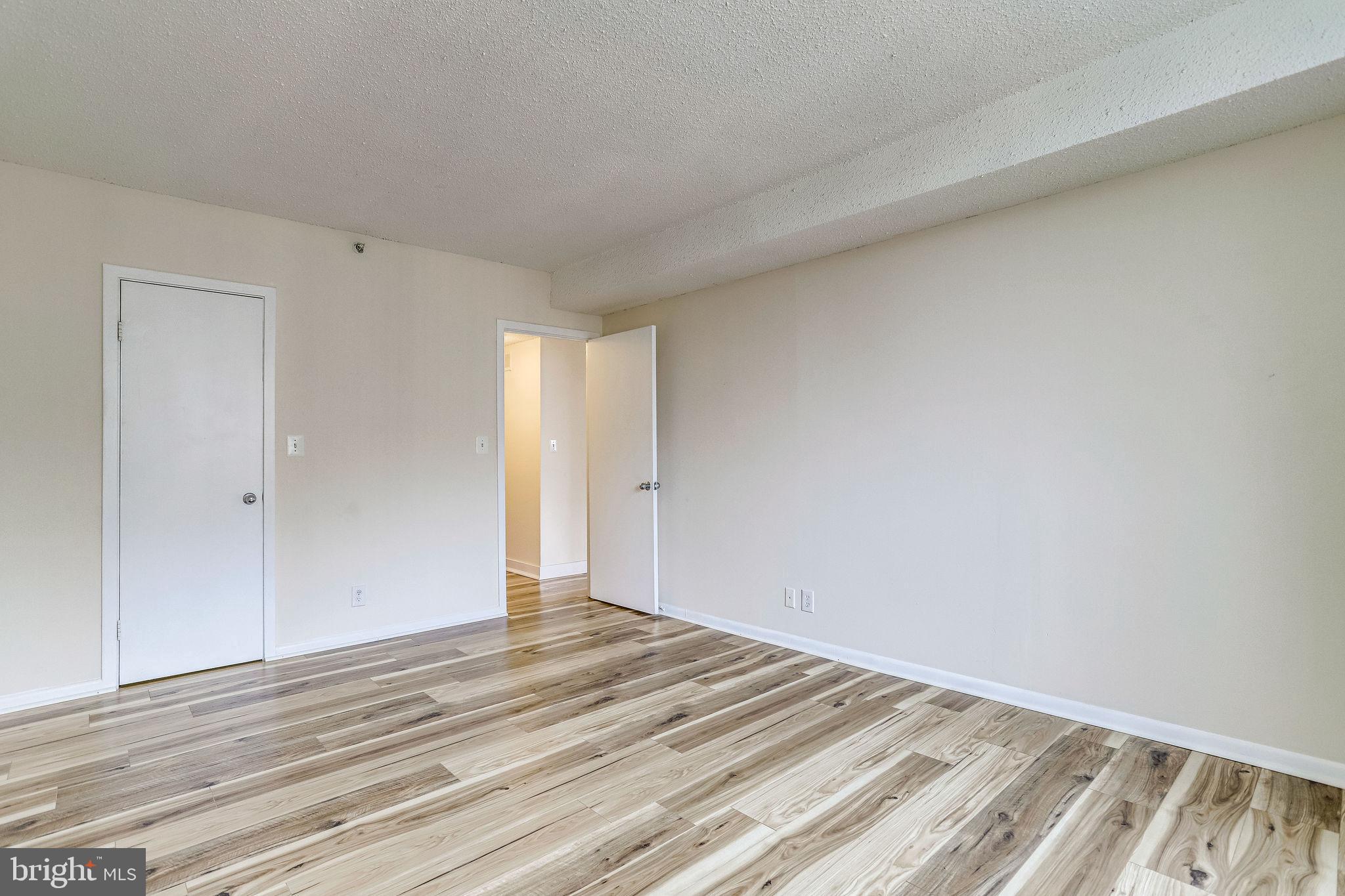 5501 Seminary Road, Unit 2001S Falls Church, VA 22041 - Photo 13 of 28