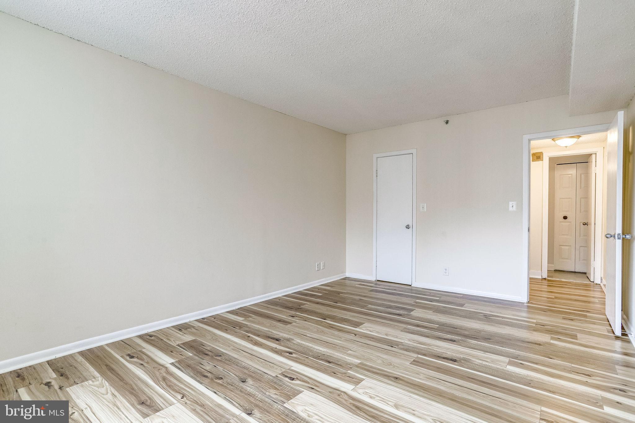 5501 Seminary Road, Unit 2001S Falls Church, VA 22041 - Photo 15 of 28