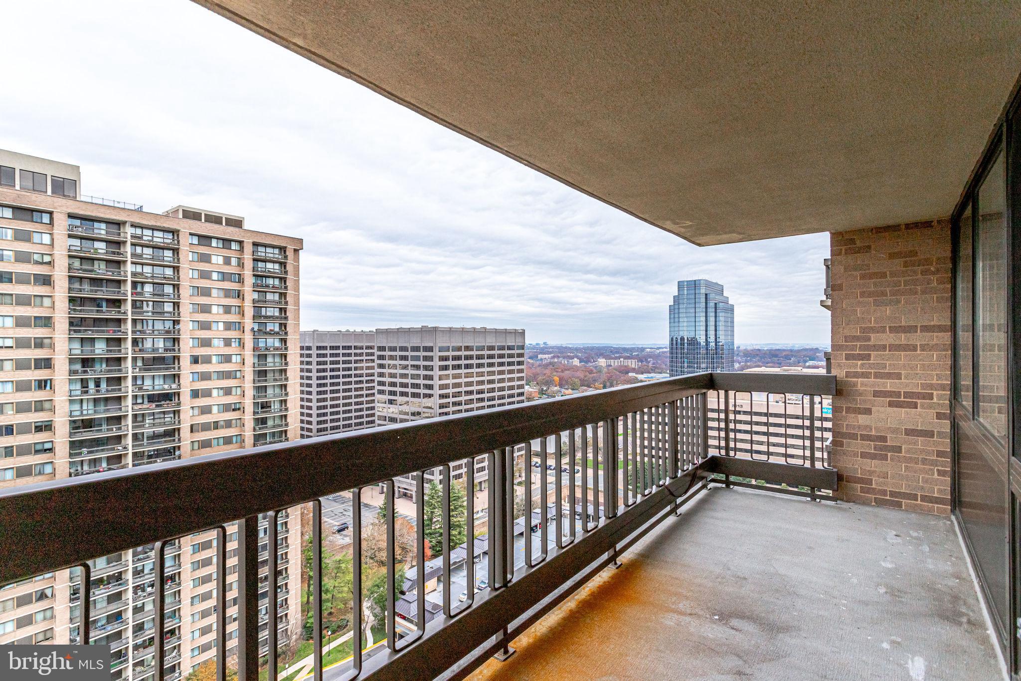 5501 Seminary Road, Unit 2001S Falls Church, VA 22041 - Photo 21 of 28