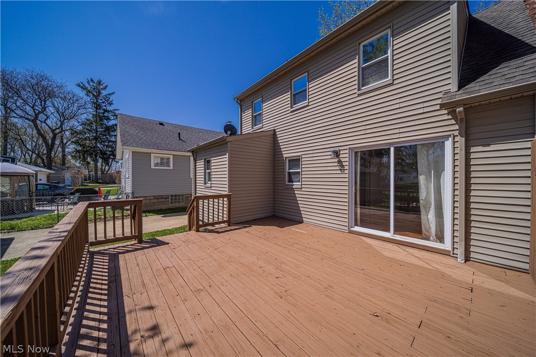 1123 Sunset Road Cleveland, OH 44124 - Photo 25 of 28
