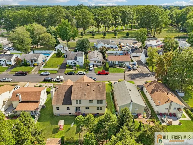 $1,100,000 | 150 Carolyn Avenue, Colonia, NJ 07067