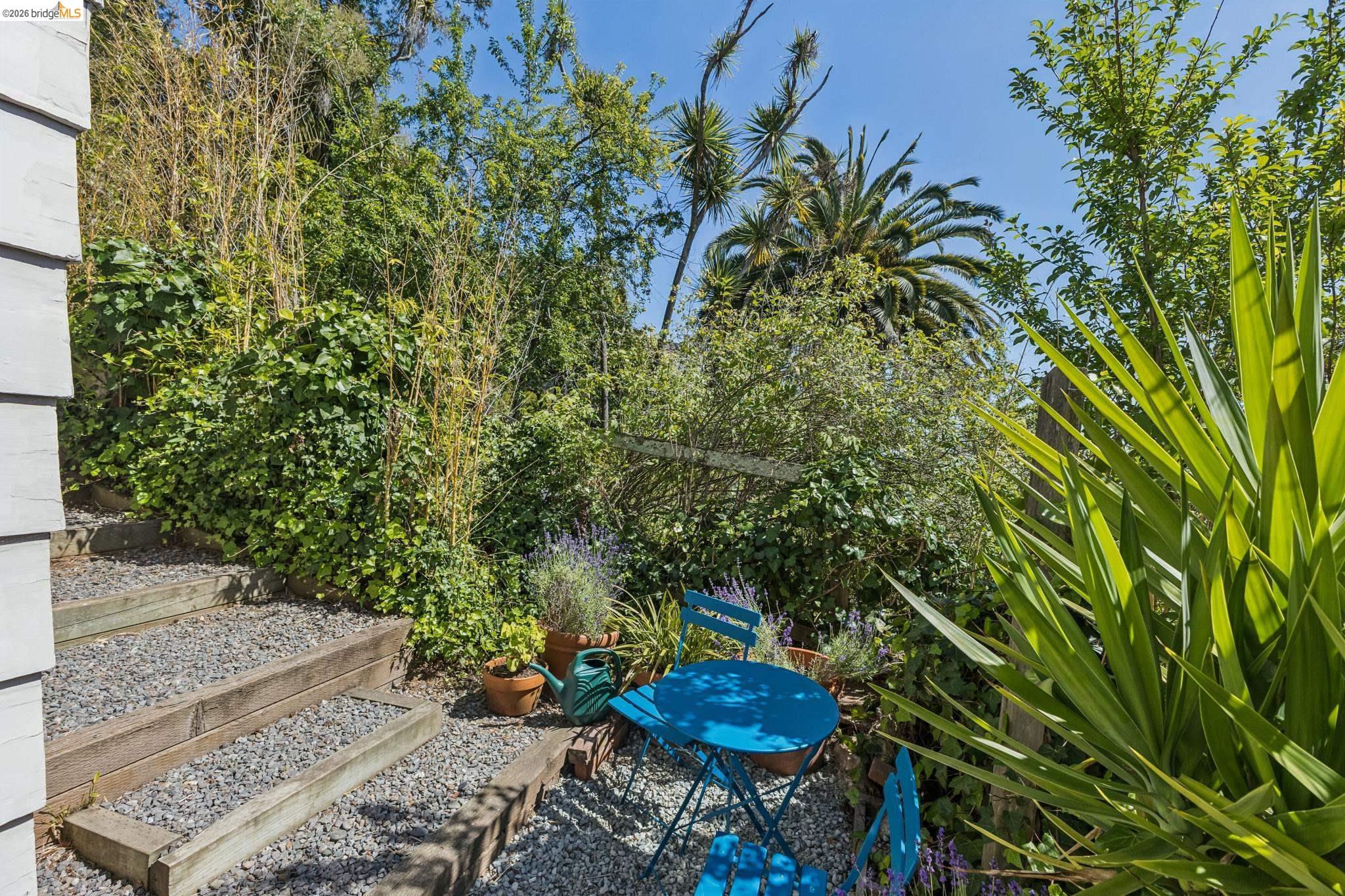 8 Mosswood Road Berkeley, CA 94704 - Photo 45 of 50