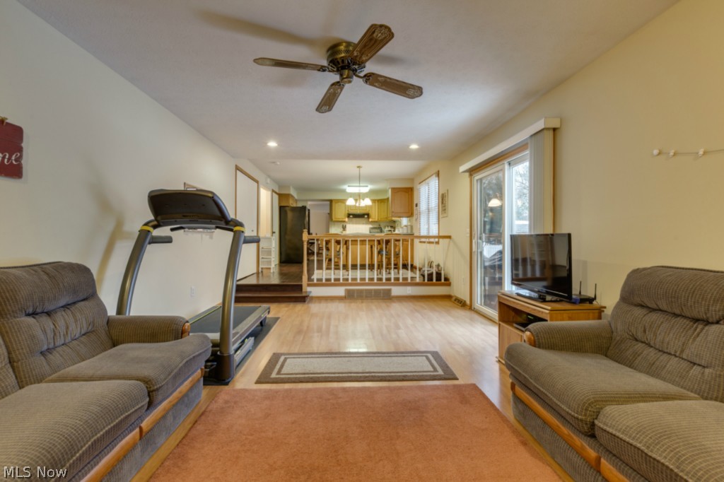 660 Miner Road Cleveland, OH 44143 - Photo 12 of 21