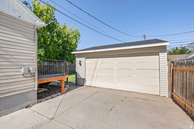 594 850 West Provo, UT 84601 - Photo 20 of 33 Garage