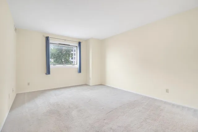 $193,000 | 66 9th Street East, Unit 1315, St. Paul, MN 55101