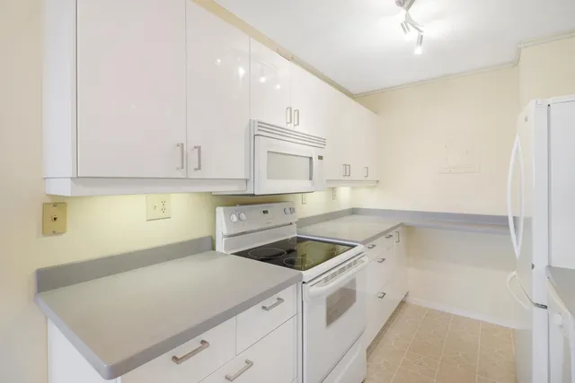 $193,000 | 66 9th Street East, Unit 1315, St. Paul, MN 55101