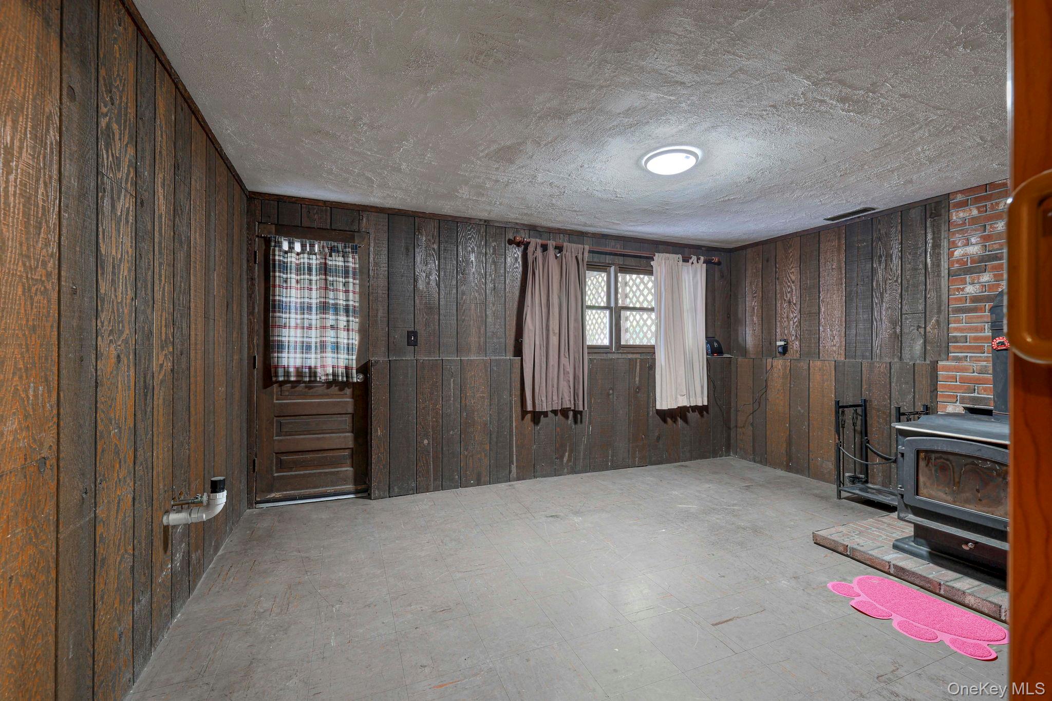 191 Mills Road Walden, NY 12586 - Photo 22 of 27