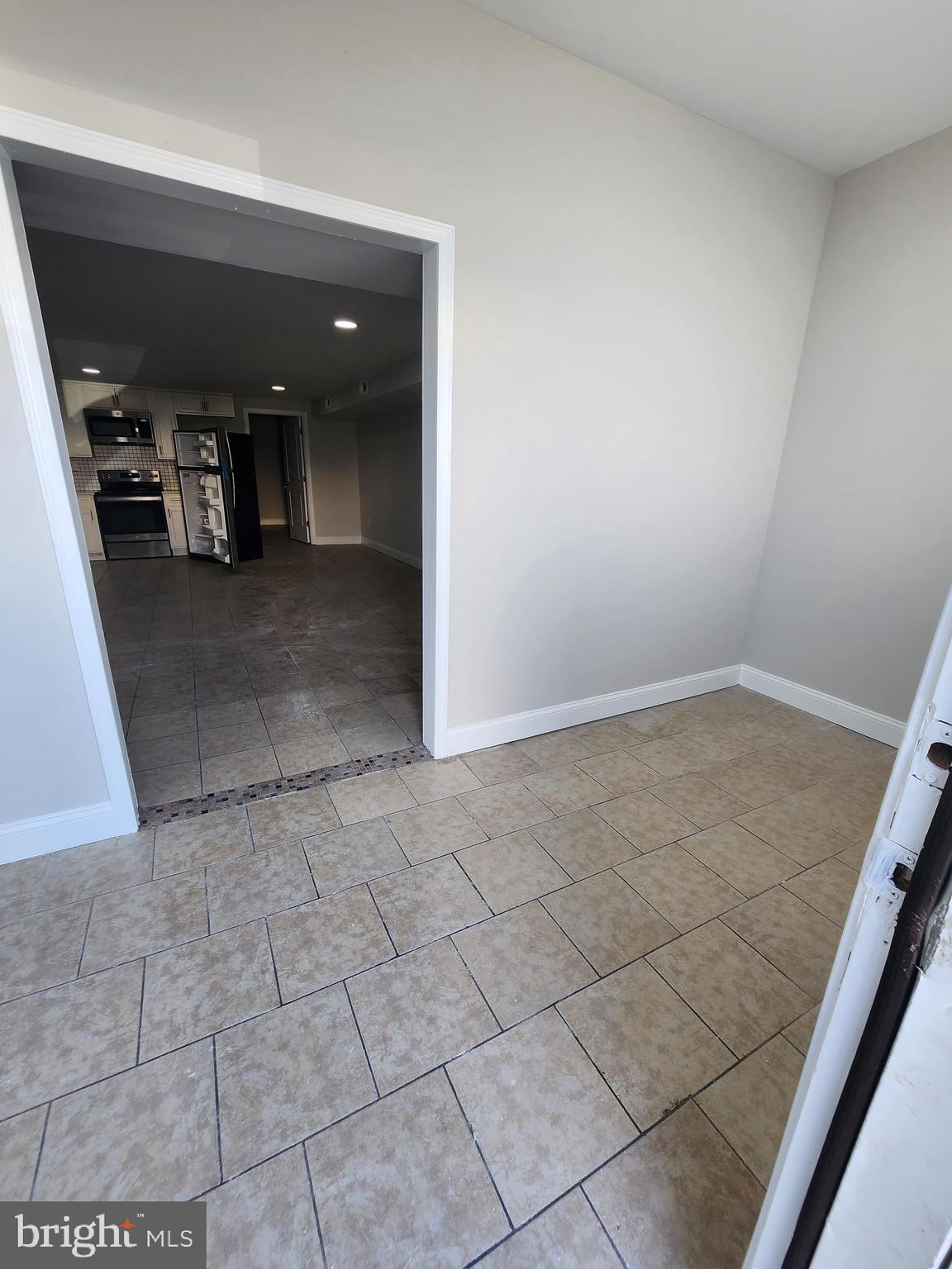 4728 Chestnut Street, Unit S Philadelphia, PA 19139 - Photo 4 of 9 Entry Way