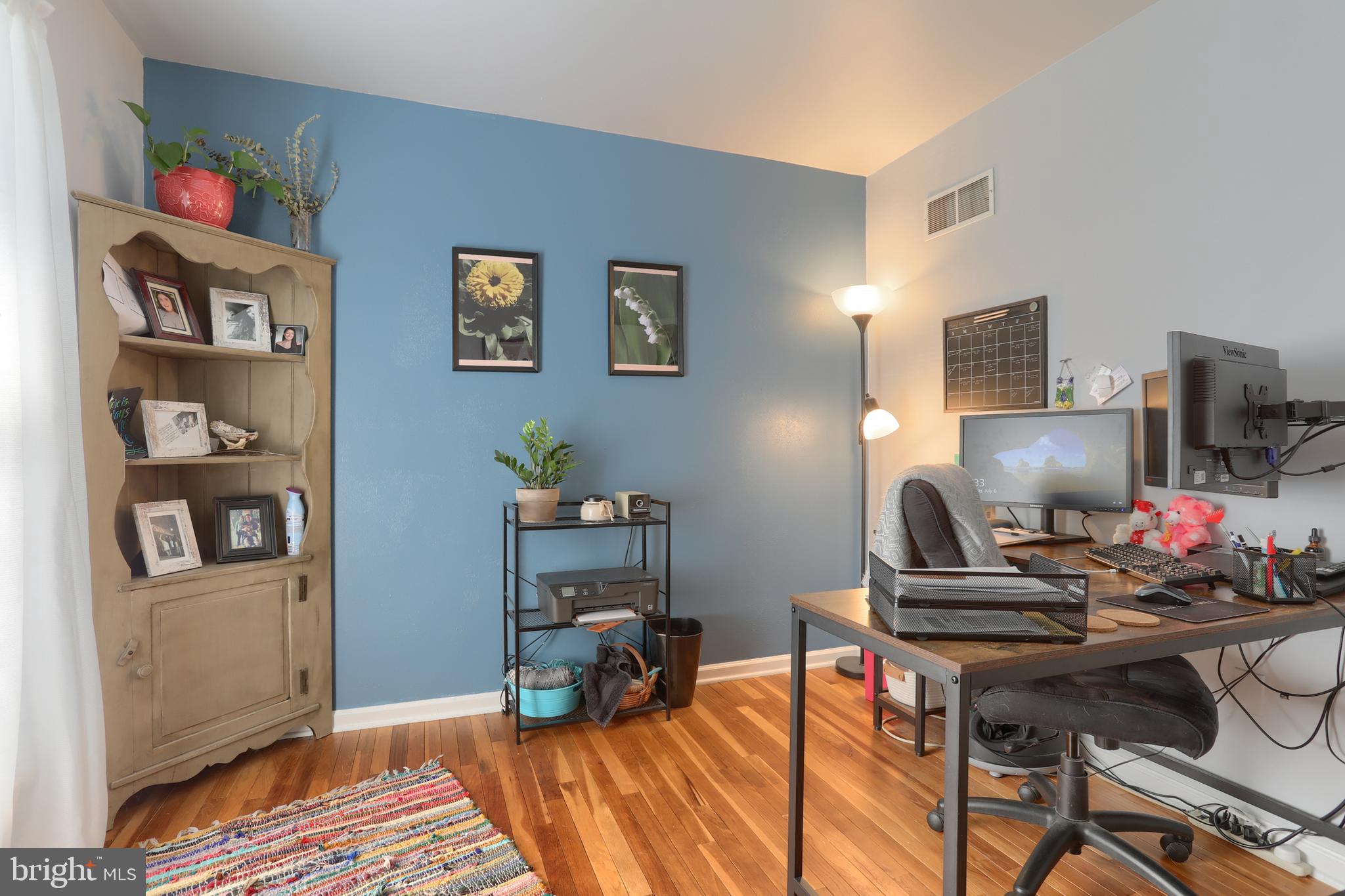 406 Calyn Drive Reading, PA 19607 - Photo 21 of 40 Bedroom #3 (currently used as an office)
