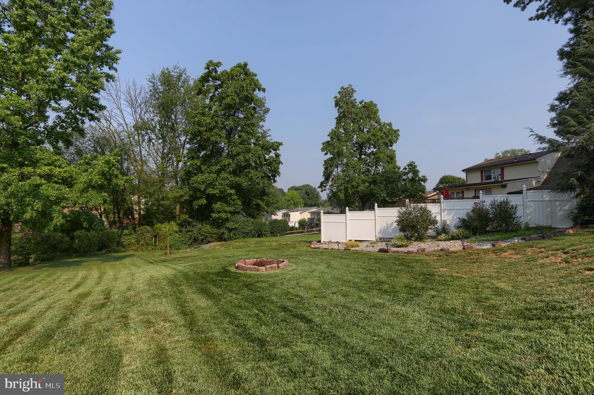 406 Calyn Drive Reading, PA 19607 - Photo 33 of 40