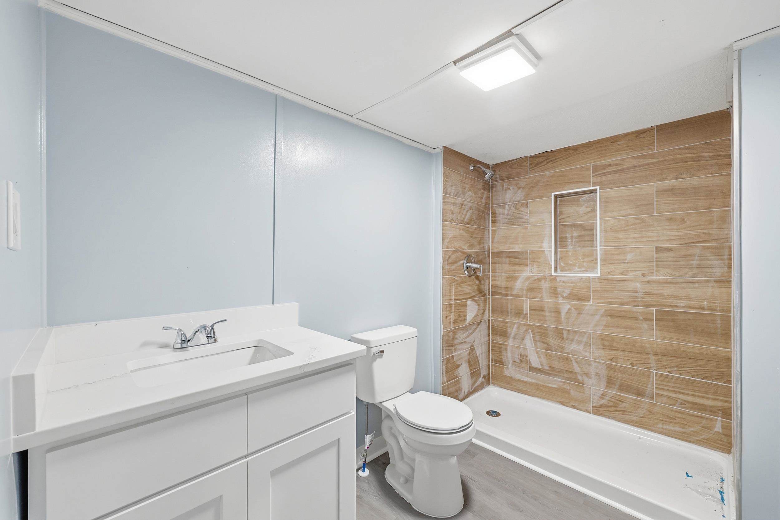 311 Barnes Street Mullins, SC 29574 - Photo 9 of 21