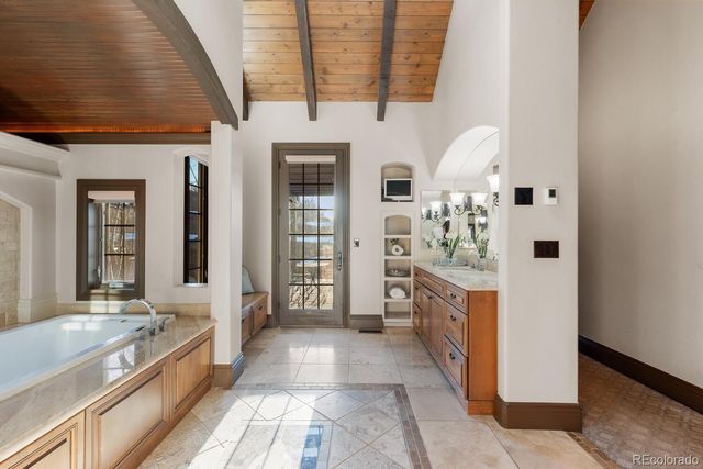 $2,298,000 | 5810 Amber Ridge Drive, Castle Pines, CO 80108